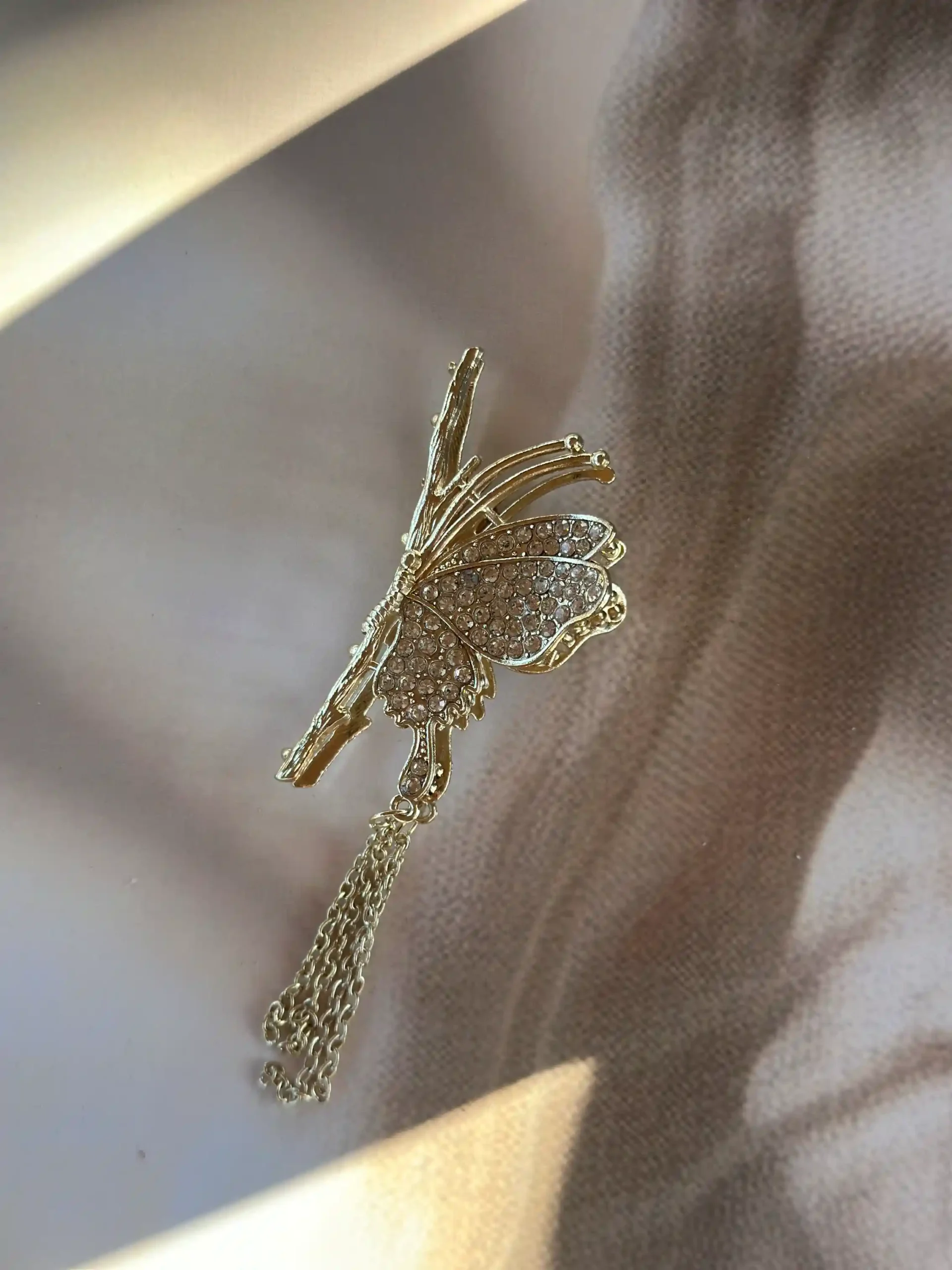 Golden Flutter Claw Clip